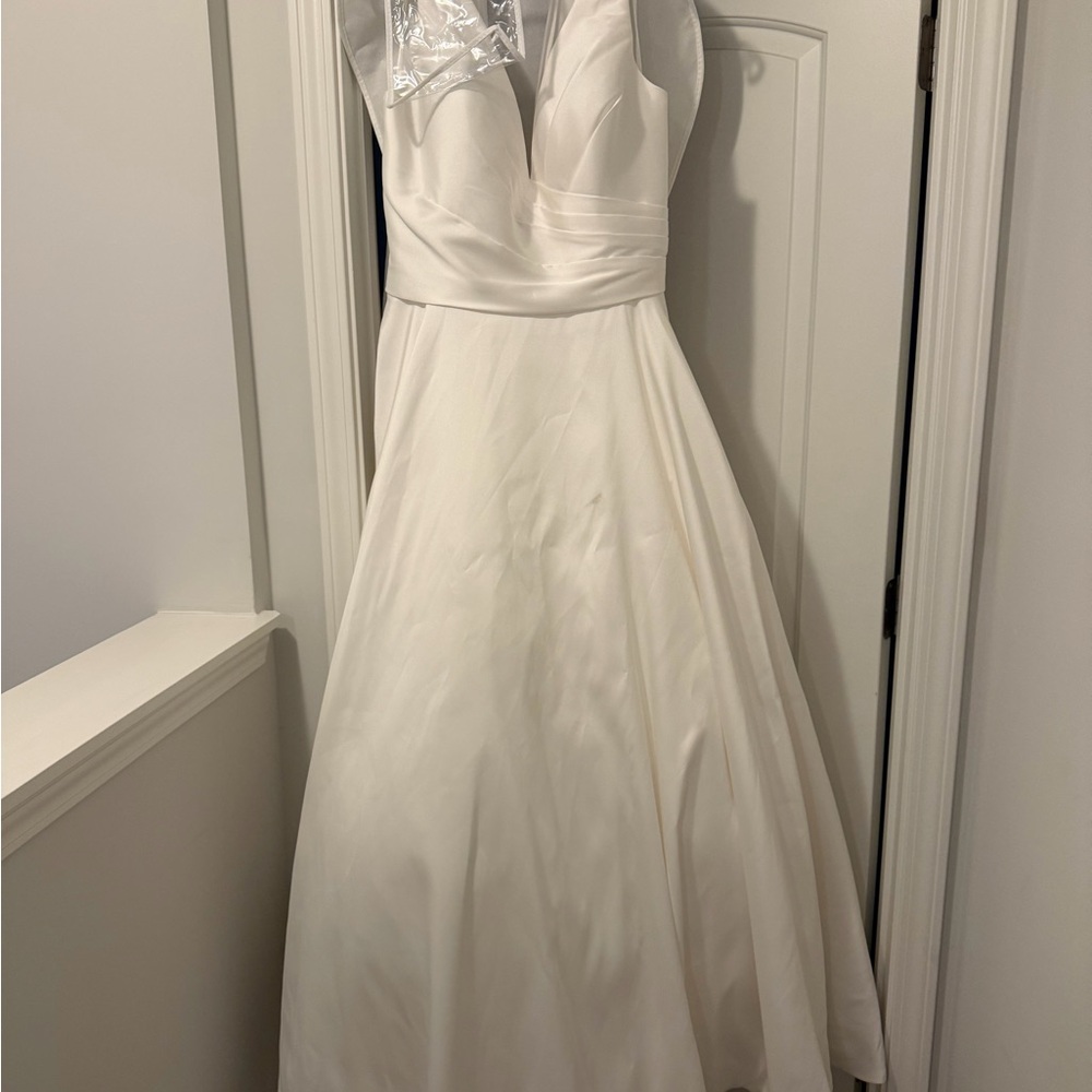 Sincerity Bridal White Wedding Dress - Picture 8 of 16